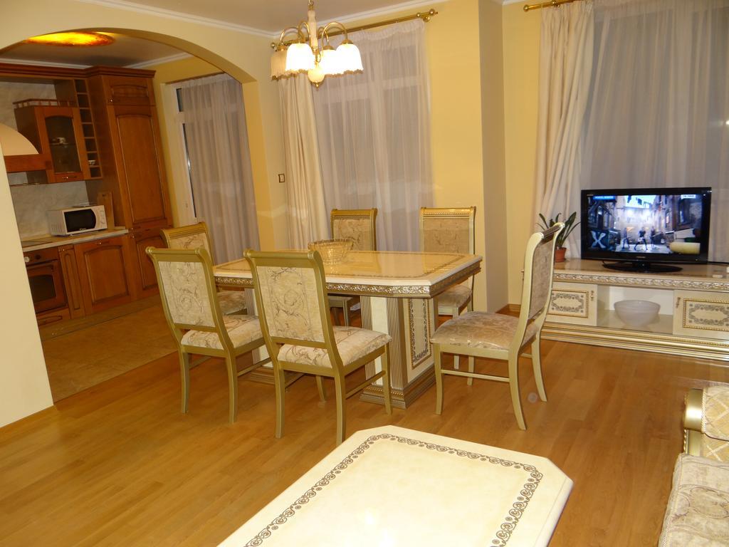 Luxury Versailles Apartments Center Opera Burgasz Kültér fotó